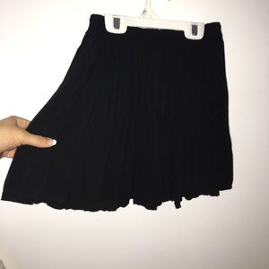 Brandy Melville Black Flow Skirt